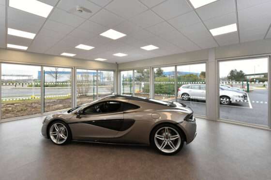 Neptune-Flexolution-Showroom-McLaren-Hatfield-temporärer Showroom