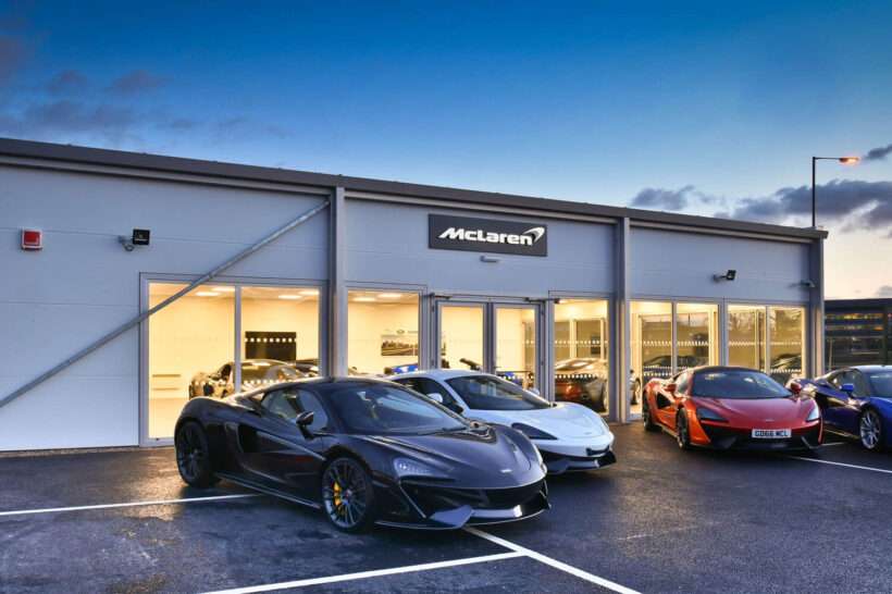 Neptunus-Flexolution-Showroom-Mclaren-Hatfield-temporäre-Ausstellungsraum