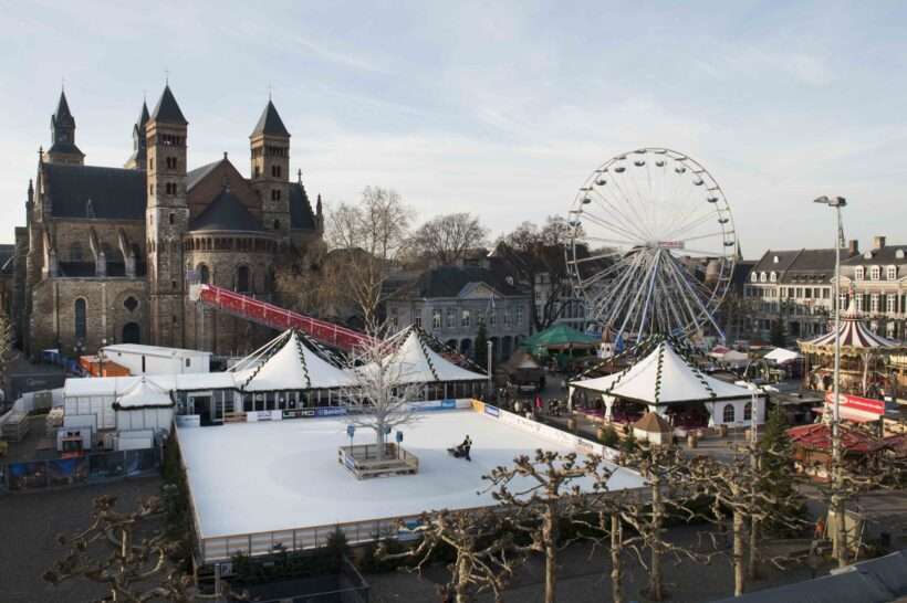 Neptunus-Saturnus-Magisch-Maastricht-Pavillonzelt-Winterveranstaltung