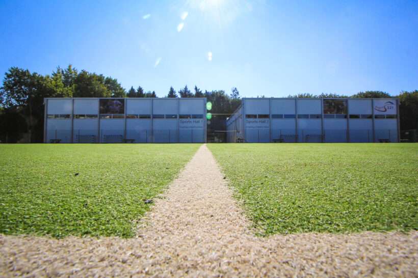 Neptunus-Evolution-Britisch-School-of-Brüssel-Tervuren-Temporäre-Sporthalle